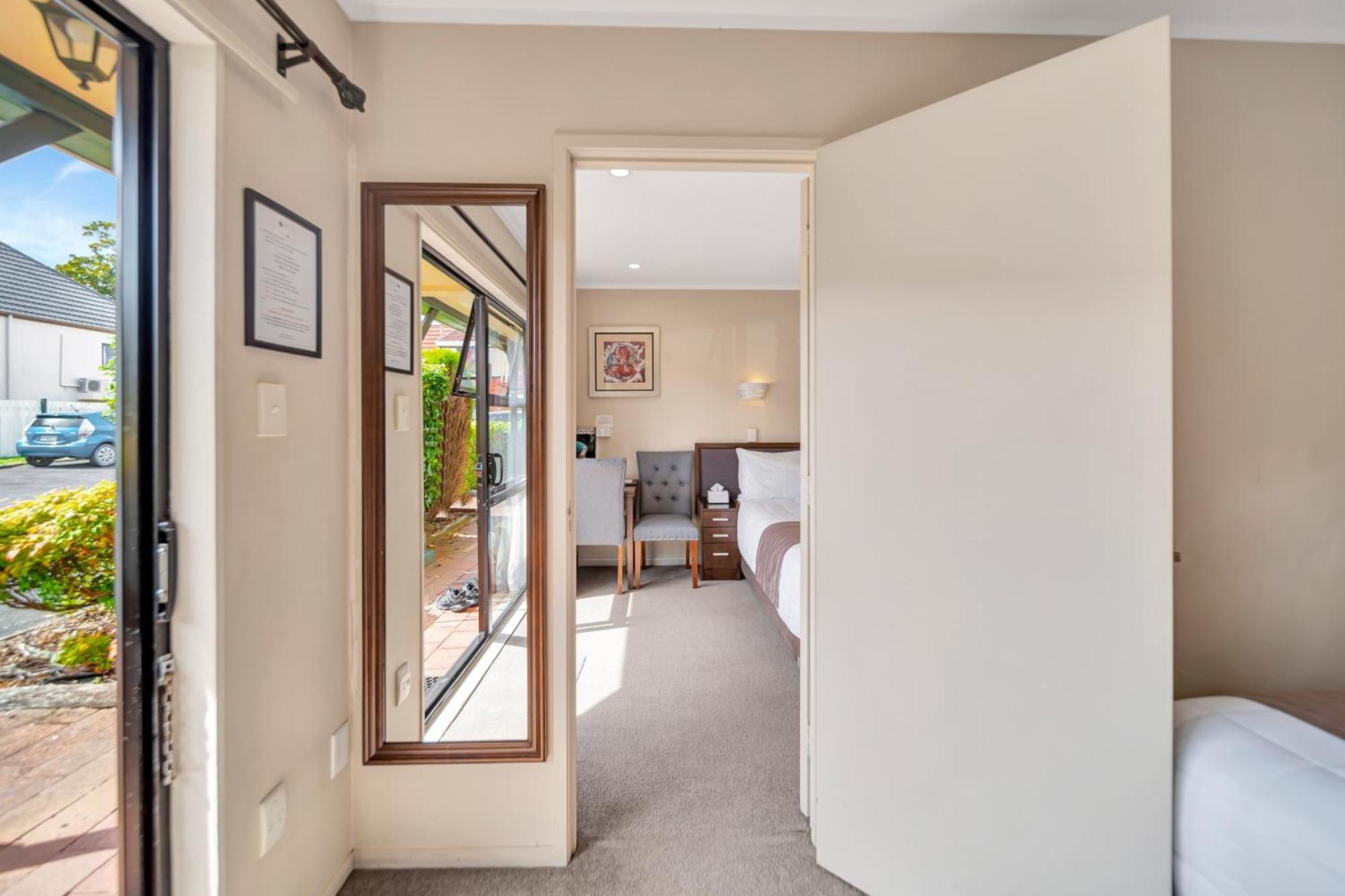 Tudor Court Motor Lodge Auckland Exterior foto