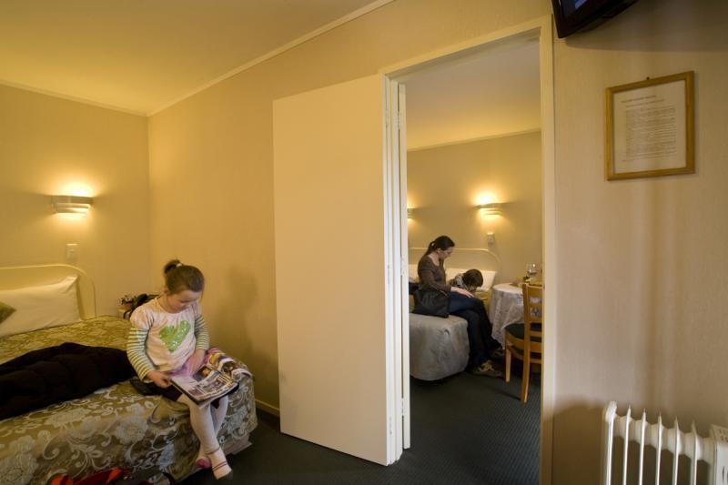 Tudor Court Motor Lodge Auckland Exterior foto