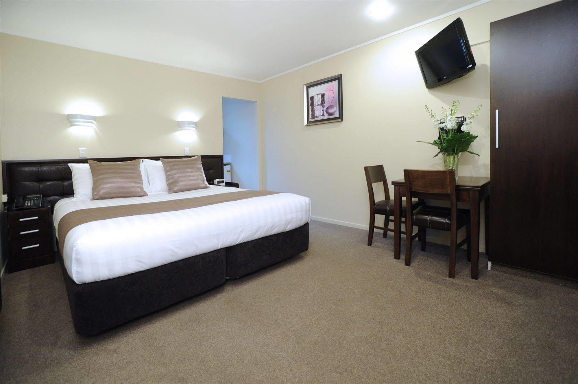 Tudor Court Motor Lodge Auckland Exterior foto